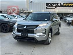 ميتسوبيشي اوتلاندر